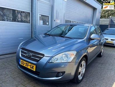 Kia Cee'd 1.4 X-ecutive 5D 2007-VERKOCHT !!