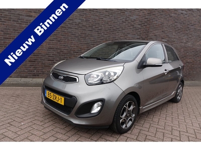 Kia Picanto 1.0 CVVT Design Edition, Airco, parkeer sensoren, lage Km met N.A.P. Prachtige auto met leuke opties, zeer zuinig! Frisse auto