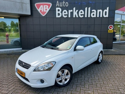 Kia pro_cee'd 1.6 CVVT