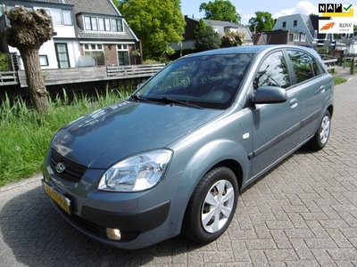 Kia Rio 1.4 X-tra 97pk 5-deurs Airco Historie Degelijk