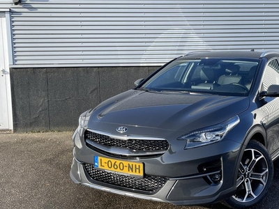 Kia XCeed 1.0 T-GDi DynamicLine | Nieuw geleverd | 1e eign. | Trekhaak | Full map navigatie | Achteruitrijcamera | Climate control | Cruise control | 18 Inch |