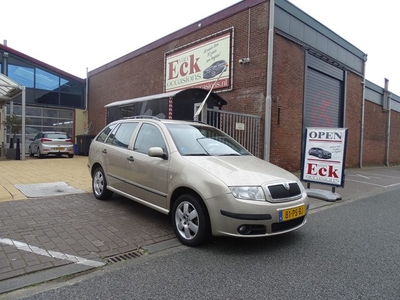 Škoda Fabia Combi 1.4-16V L&K (bj 2004)