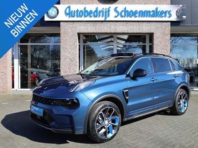 Lynk & Co 01 1.5 261PK! 6.6 Kwh LADEN 360-CAMERA PANO/SCHUIF INFINITY DAB NAVI CARPLAY STOELVERWARMING ELEK.ACHTERKLEP 20