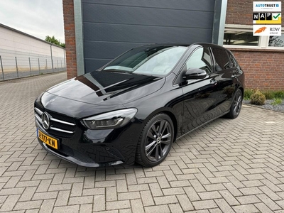 Mercedes-Benz B-KLASSE 250 4MATIC Premium, full option, LP