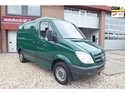 Mercedes-Benz Sprinter 210 2.2 CDI 325