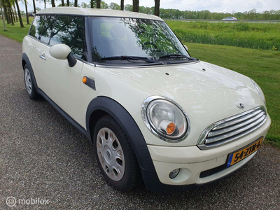 Mini R55 1.6 Clubman Business 120Pk Apk 01/2025 Meeneemprijs