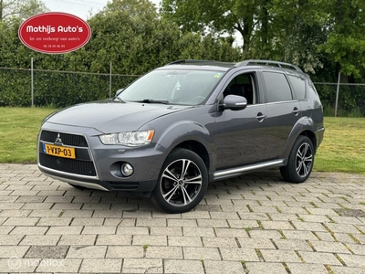 Mitsubishi Outlander 2.2 DI-D Intense Grijs kenteken! Navi Airco Cruise Trekhaak!