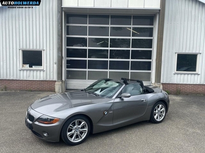 Nette BMW Z4 Roadster 2.2i 170pk Leder