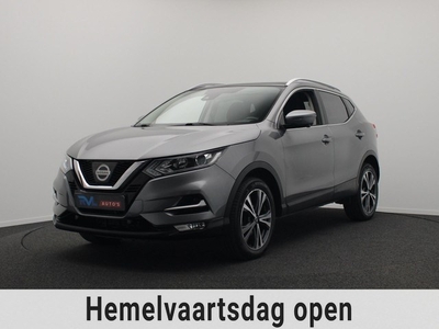 Nissan Qashqai 1.2 N-Connecta Pano/dak Trekhaak