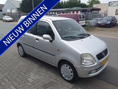 Opel Agila 1.2-16V Elegance (bj 2002)