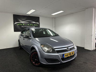 Opel Astra 1.4 Essentia 2004 AIRCO - Cruise Control - APK 2025 - NAP!