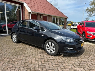 Opel Astra 1.4 TURBO BLITZ 120 PK! TREKHAAK/NAVIGATIE/PDC VenA/CRUISE/RADIO/