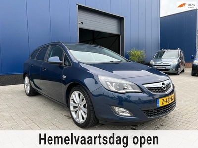 Opel ASTRA SPORTS TOURER 1.4 Turbo Sport / PANORAMADAK /