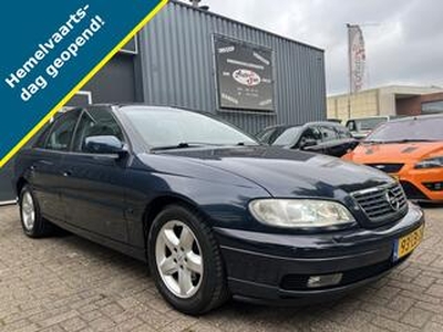 Opel OMEGA 2.6i V6 Automaat/ECC/Cruise/Xenon.