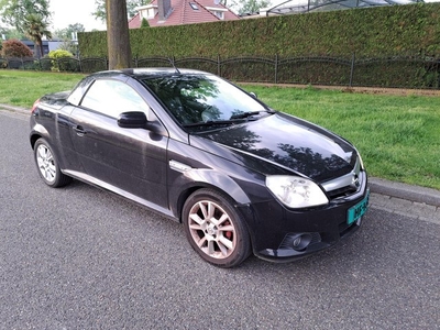 Opel Tigra TwinTop 1.4-16V Sport *Leder, Airco, groot