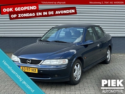 Opel Vectra 1.6-16V Diamond AUTOMAAT