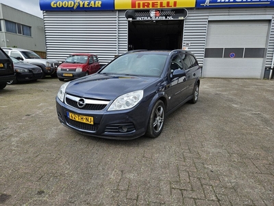 Opel Vectra Wagon 1.8-16V Executive Goed rijdende en bom volle auto,Airco,Navi,Leer,Electr pakket,Apk 16-12-2024.