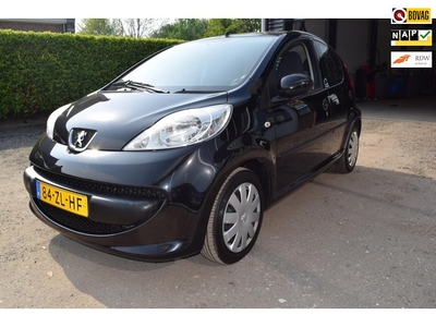 Peugeot 107 1.0-12V XS