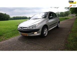 Peugeot 206 1.4-16V Gentry. Met Airco, Inruil Mogelijk