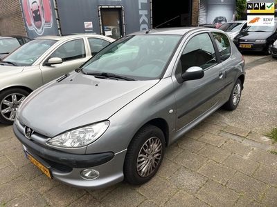 Peugeot 206 1.4 XR Challenge incl apk