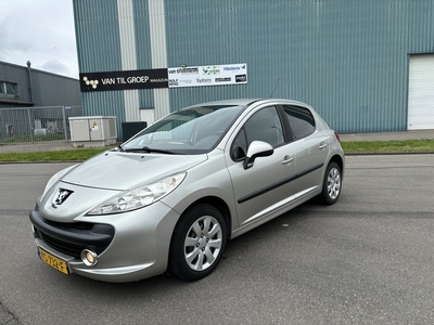 Peugeot 207 1.4 VTi X-line 5-Deurs 96 PK.