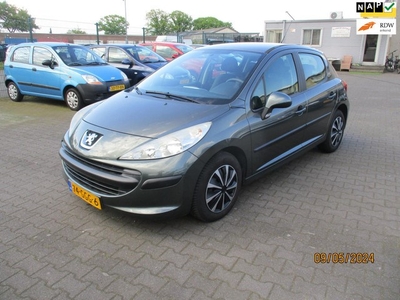 Peugeot 207 Peugeot 207 1.4 VTi Cool 'n Blue 5DRS-AIRCO