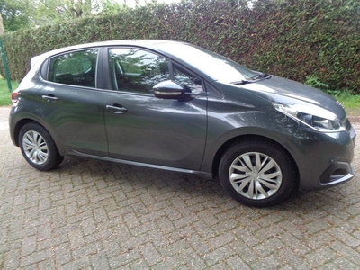 Peugeot 208 1.2 PureTech Blue Lease (bj 2017)