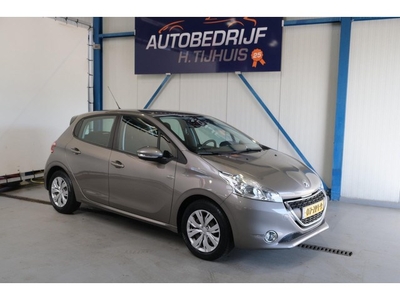 Peugeot 208 1.2 VTi Envy - Lees advertentie Verbruikt Olie!