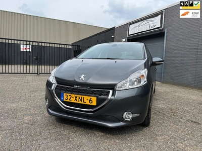 Peugeot 208 1.4 VTi Envy Clima Cruise Navi PDC LM-Wielen APK NAP.