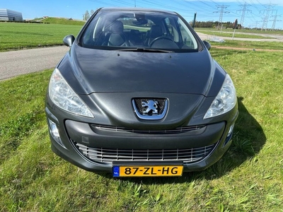 Peugeot 308 1.6 VTi XT