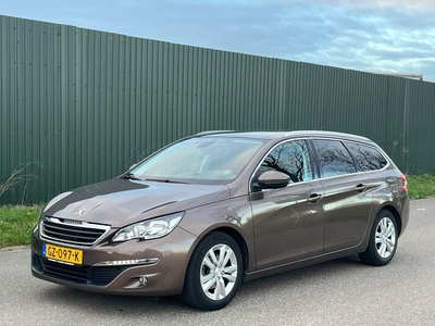 Peugeot 308 SW 1.2 PureTech Blue Lease Executive nieuwe distributie