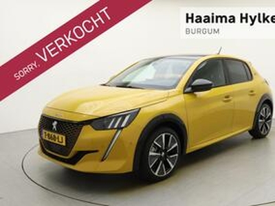 Peugeot e-208 EV GT Pack 50 kWh | 3-Fase | Alcantara | Navigatie | Panorama dak | Adaptieve Cruise Control | Zwart Dak | Stoelverwarming