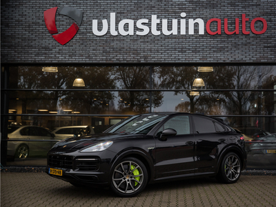 PORSCHE CAYENNE Coupé 3.0 E-Hybrid 440PK , Pano dak, Keramisch, Alcantara hemel, VOL!