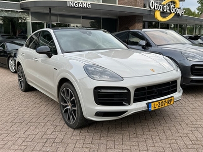 Porsche Cayenne Coupé 3.0 E-Hybrid / Panoramadak /