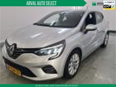 Renault Clio 1.6 E-Tech Hybrid 140 Intens Apple Carplay