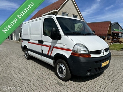 Renault Master bestel T28 2.5 dCi L1H1 AUTOMAAT