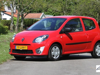 Renault Twingo 1.2-16V Authentique / Stuurbekrachtiging / Elektrische ramen / Mistlampen / Armsteun