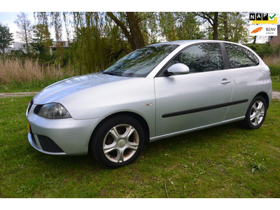 Seat Ibiza 1.4-16V Trendstyl*airco*cruise*186000km