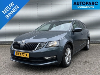 Skoda Octavia Combi 1.6 TDI Greentech Style NAVI, CLIMA, CRUISE CONTROLL, PARK ASSIST, FRONT ASSIST, PRIJS IS INCLUSIEF BTW.