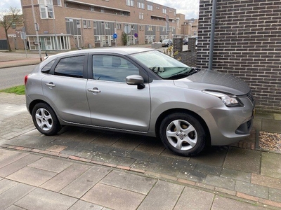 Suzuki Baleno 1.2 Automaat High Excecutive navigatie