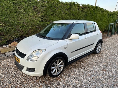 Suzuki Swift 1.3 Shogun Airco Parelmoer Sport