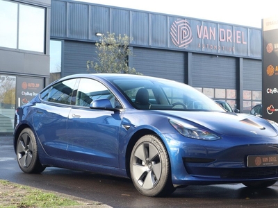 Tesla Model 3 Standard RWD Plus | Blauw |