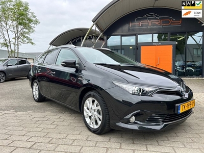 Toyota Auris Touring Sports 1.8 Hybrid Navi