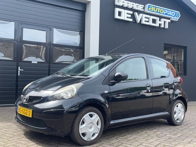 Toyota Aygo 1.0-12V + 5drs AIRCO