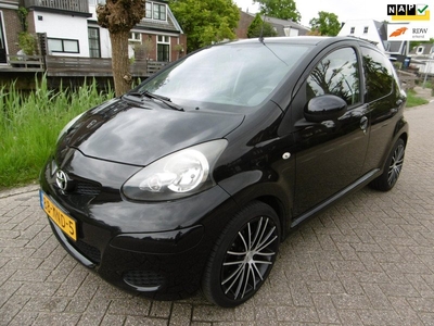 Toyota Aygo 1.0-12V Comfort 5-deurs Airco 150.000km NAP Zuinig