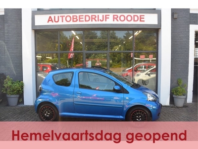 Toyota Aygo 1.0-12V Dynamic Blue AUTOMAAT,AIRCO !!!