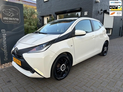 Toyota Aygo 1.0 VVT-i x - Cabriodak - Camera - Airco -