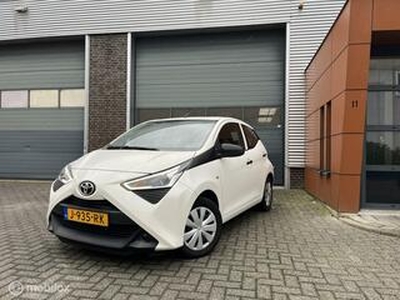 Toyota AYGO 1.0 VVT-i x-fun