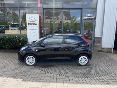 Toyota Aygo 1.0 VVT-i x-play