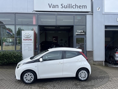 Toyota Aygo 1.0 VVT-i x-play (bj 2018)